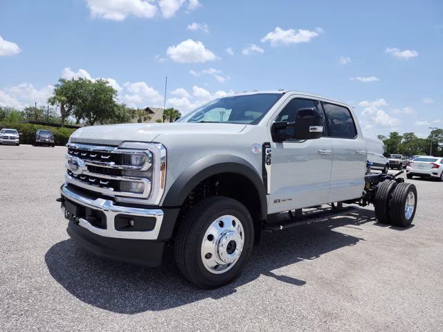 2026 Avalanche Ford Super Duty F-450 DRW Lariat 4X4 Chassis