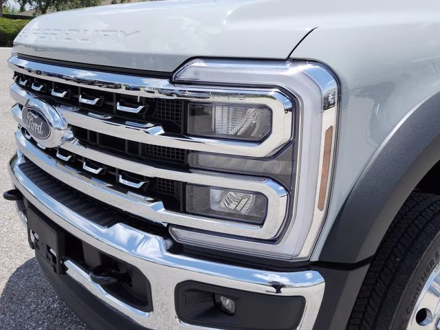 2026 Avalanche Ford Super Duty F-450 DRW Lariat 4X4 Chassis