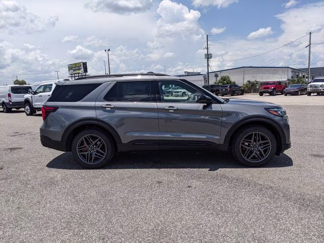 2026 Carbonized Gray Metallic Ford Explorer ST RWD SUV