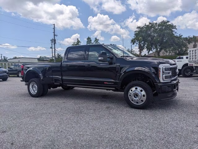 2026 Agate Black Metallic Ford Super Duty F-450 DRW Platinum 4X4 Truck