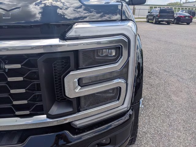 2026 Agate Black Metallic Ford Super Duty F-450 DRW Platinum 4X4 Truck