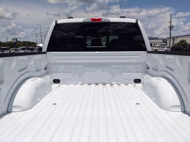 2026 Oxford White Ford F-150 XLT 4X4 Truck