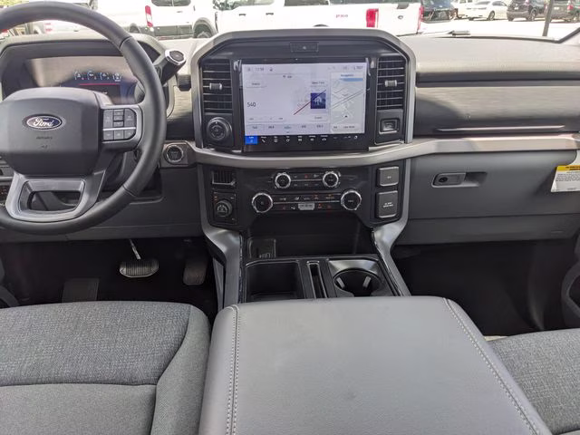 2026 Oxford White Ford F-150 XLT 4X4 Truck