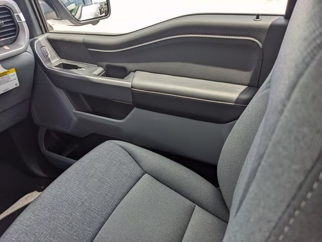 2026 Oxford White Ford F-150 XLT 4X4 Truck