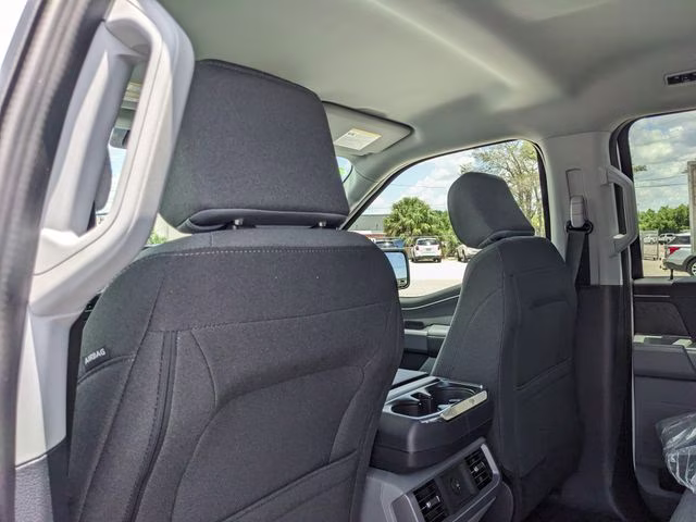 2026 Oxford White Ford F-150 XLT 4X4 Truck