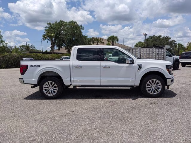 2026 Oxford White Ford F-150 XLT 4X4 Truck