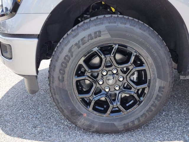 2026 Iconic Silver Metallic Ford F-150 XLT 4X4 Truck