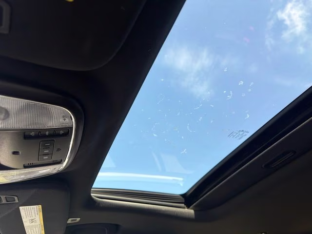 2018 Velvet Red Pearlcoat Jeep Grand Cherokee Altitude 4X4 SUV