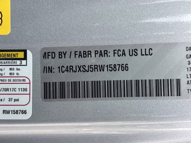 2024 Silver Zynith Clearcoat Jeep Wrangler Rubicon 392 4X4 SUV