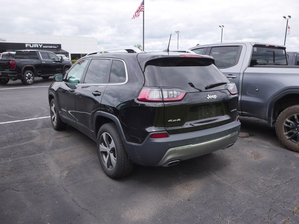 2020 Diamond Black Crystal Pearlcoat Jeep Cherokee Limited w/ Pano Roof 4X4 SUV