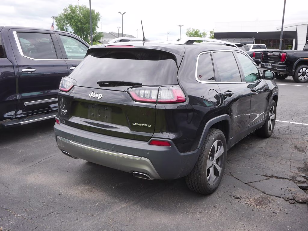 2020 Diamond Black Crystal Pearlcoat Jeep Cherokee Limited w/ Pano Roof 4X4 SUV