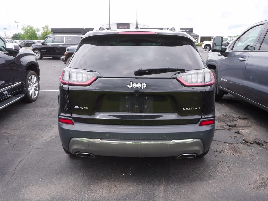 2020 Diamond Black Crystal Pearlcoat Jeep Cherokee Limited w/ Pano Roof 4X4 SUV