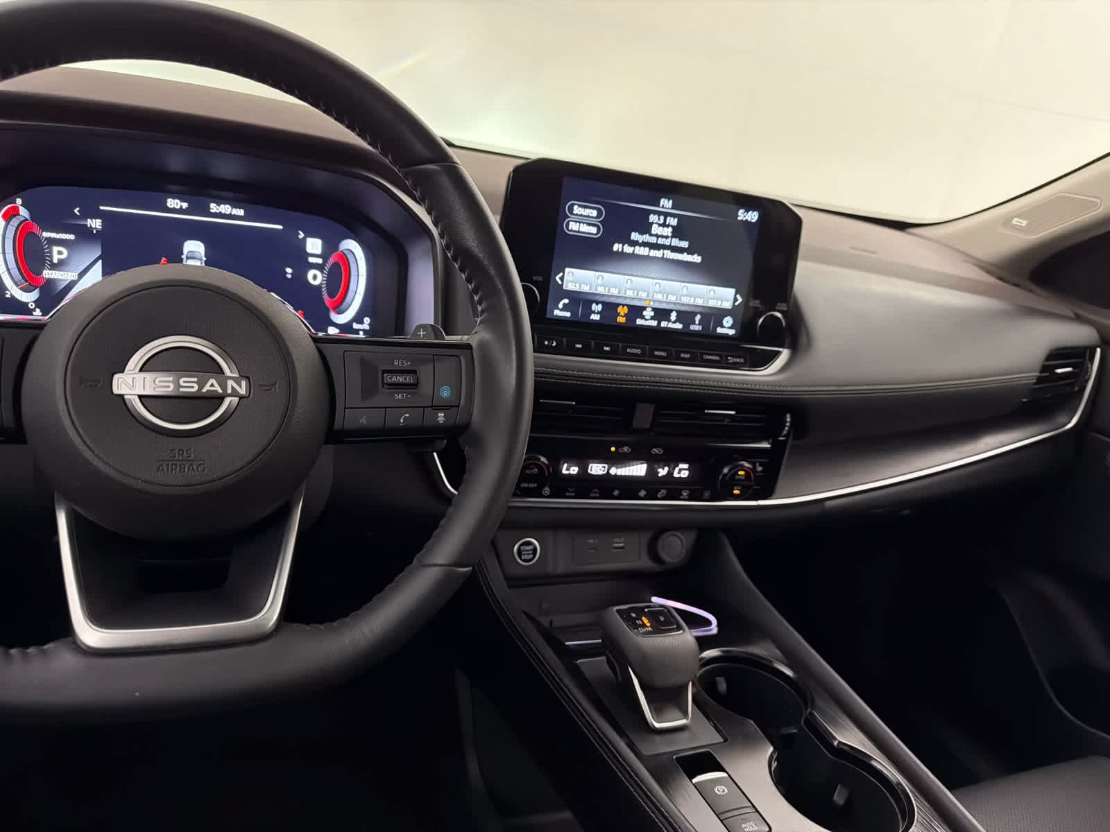 2023 Pearl White Tricoat Nissan Rogue Platinum FWD SUV