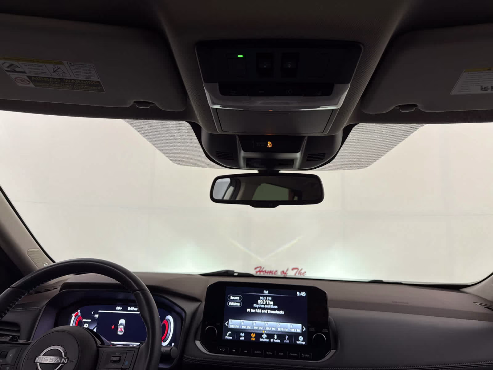 2023 Pearl White Tricoat Nissan Rogue Platinum FWD SUV
