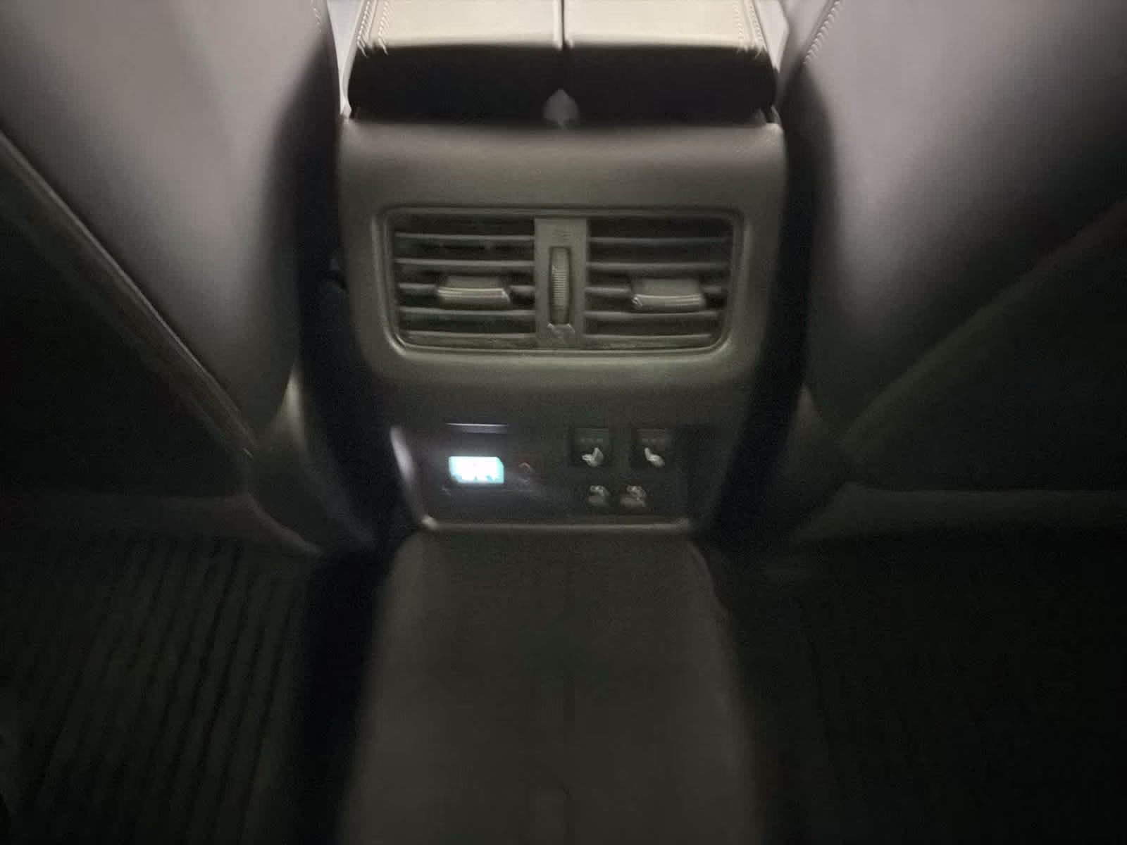 2023 Pearl White Tricoat Nissan Rogue Platinum FWD SUV