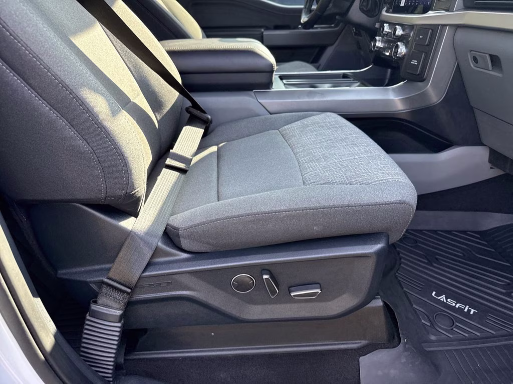 2021 Space White Metallic Ford F-150 XLT 4X4 Truck