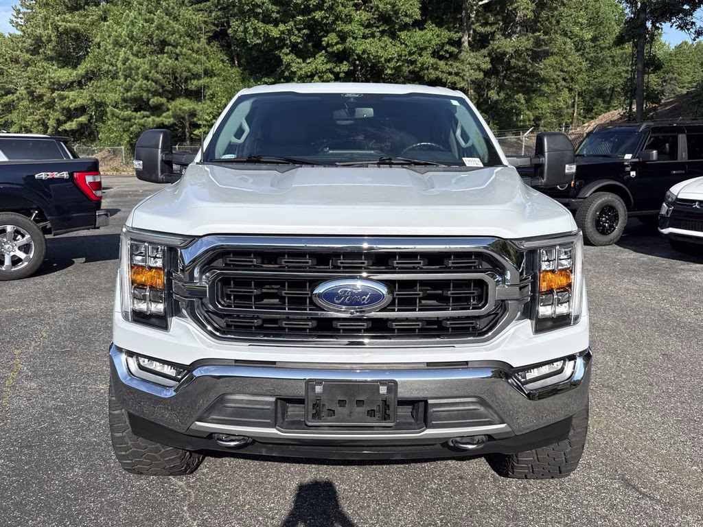 2021 Space White Metallic Ford F-150 XLT 4X4 Truck