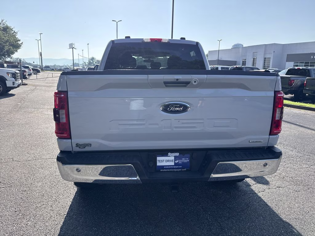 2021 Space White Metallic Ford F-150 XLT 4X4 Truck