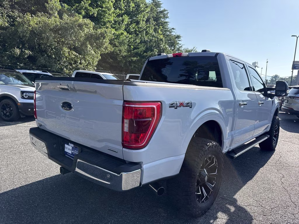 2021 Space White Metallic Ford F-150 XLT 4X4 Truck