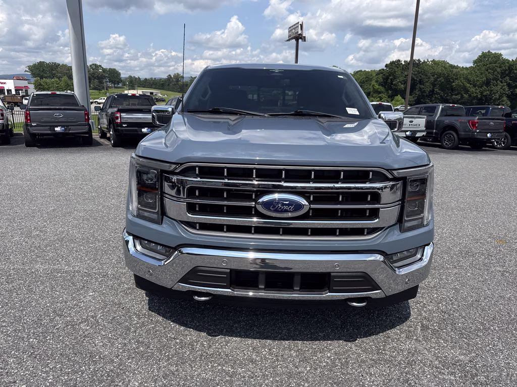 2023 Azure Gray Metallic Ford F-150 Lariat 4X4 Truck