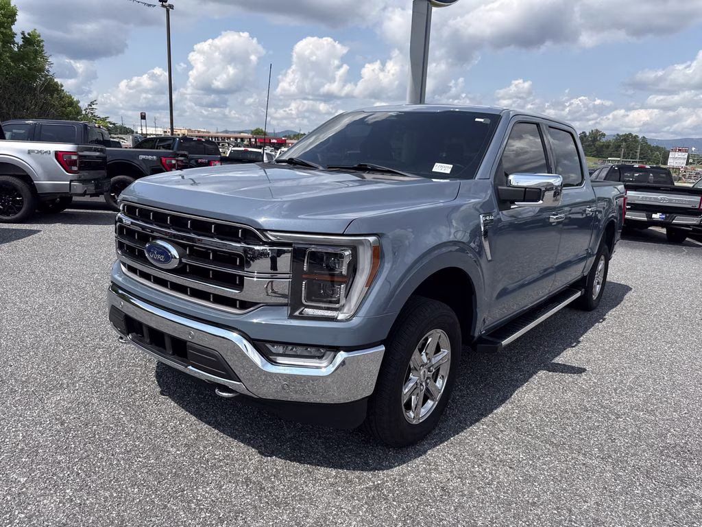 2023 Azure Gray Metallic Ford F-150 Lariat 4X4 Truck