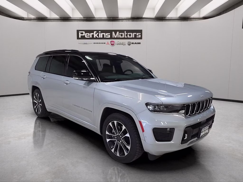 2024 Silver Zynith Jeep Grand Cherokee L Overland 4X4 SUV