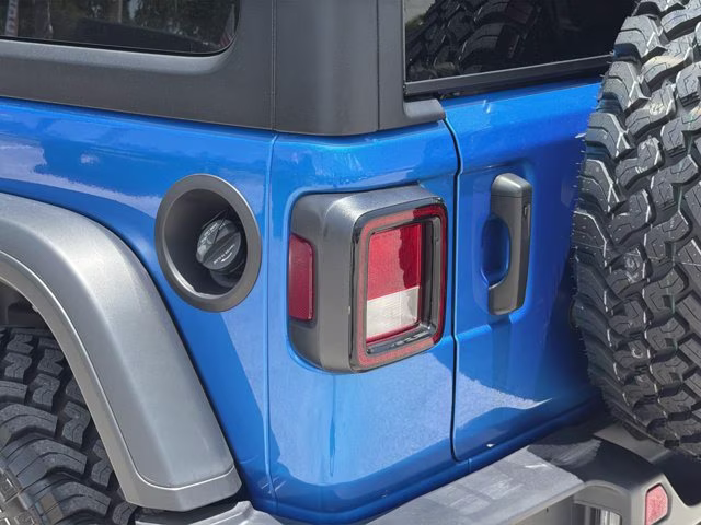 2026 Hydro Blue Pearlcoat Jeep Wrangler Willys 4X4 Convertible
