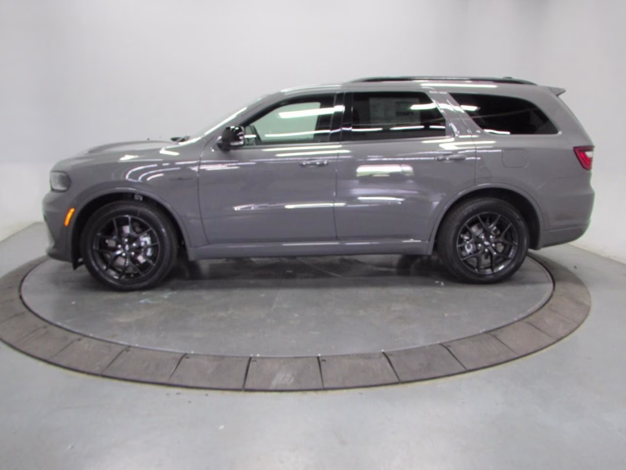 2026 Destroyer Gray Clearcoat Dodge Durango GT Plus HEMI V8 AWD SUV