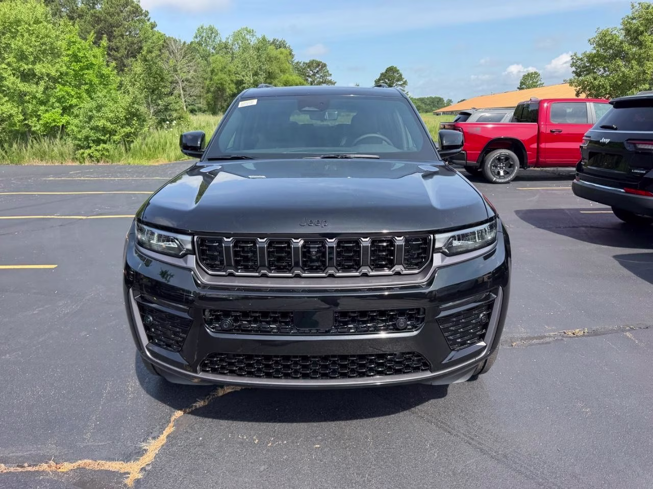 2026 Diamond Black Crystal Pearlcoat Jeep Grand Cherokee L Limited Reserve 4X4 SUV