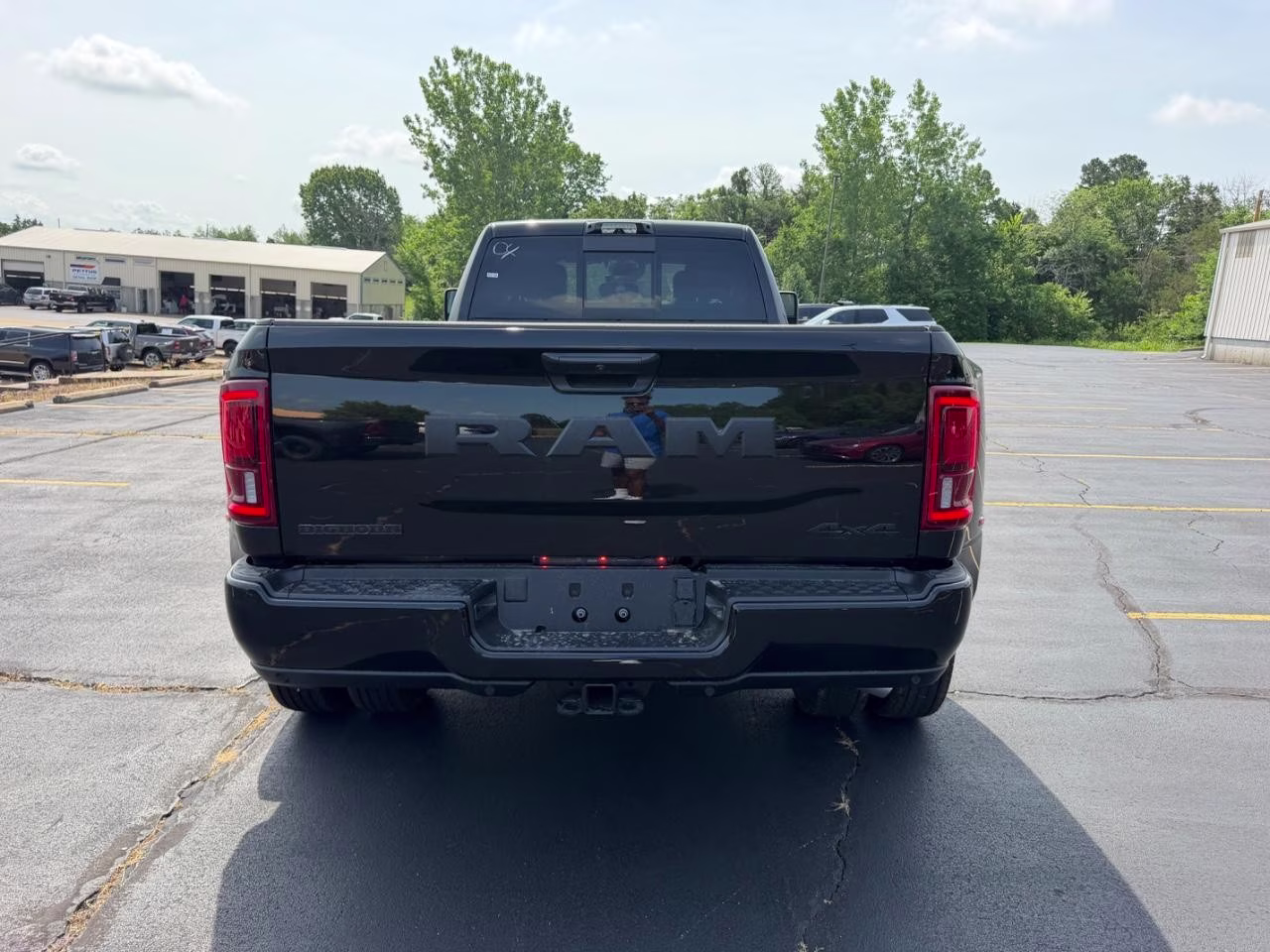 2026 Diamond Black Crystal Pearlcoat Ram 3500 Big Horn 4X4 Truck