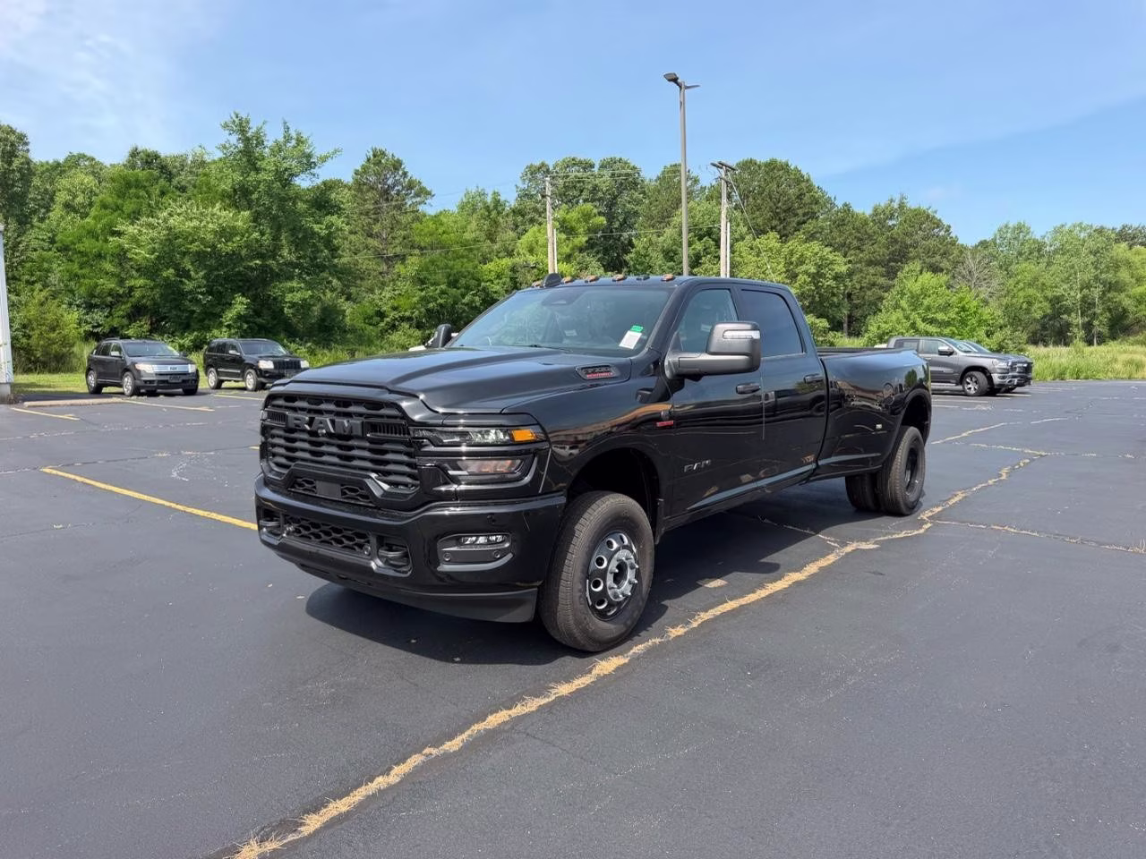 2026 Diamond Black Crystal Pearlcoat Ram 3500 Big Horn 4X4 Truck