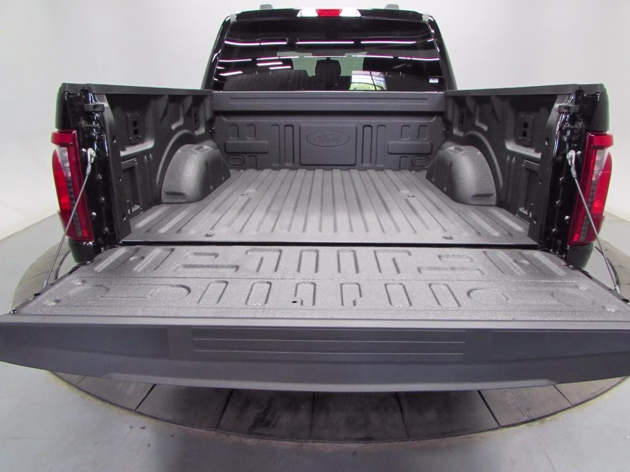 2026 Agate Black Metallic Ford F-150 STX 4X4 Truck