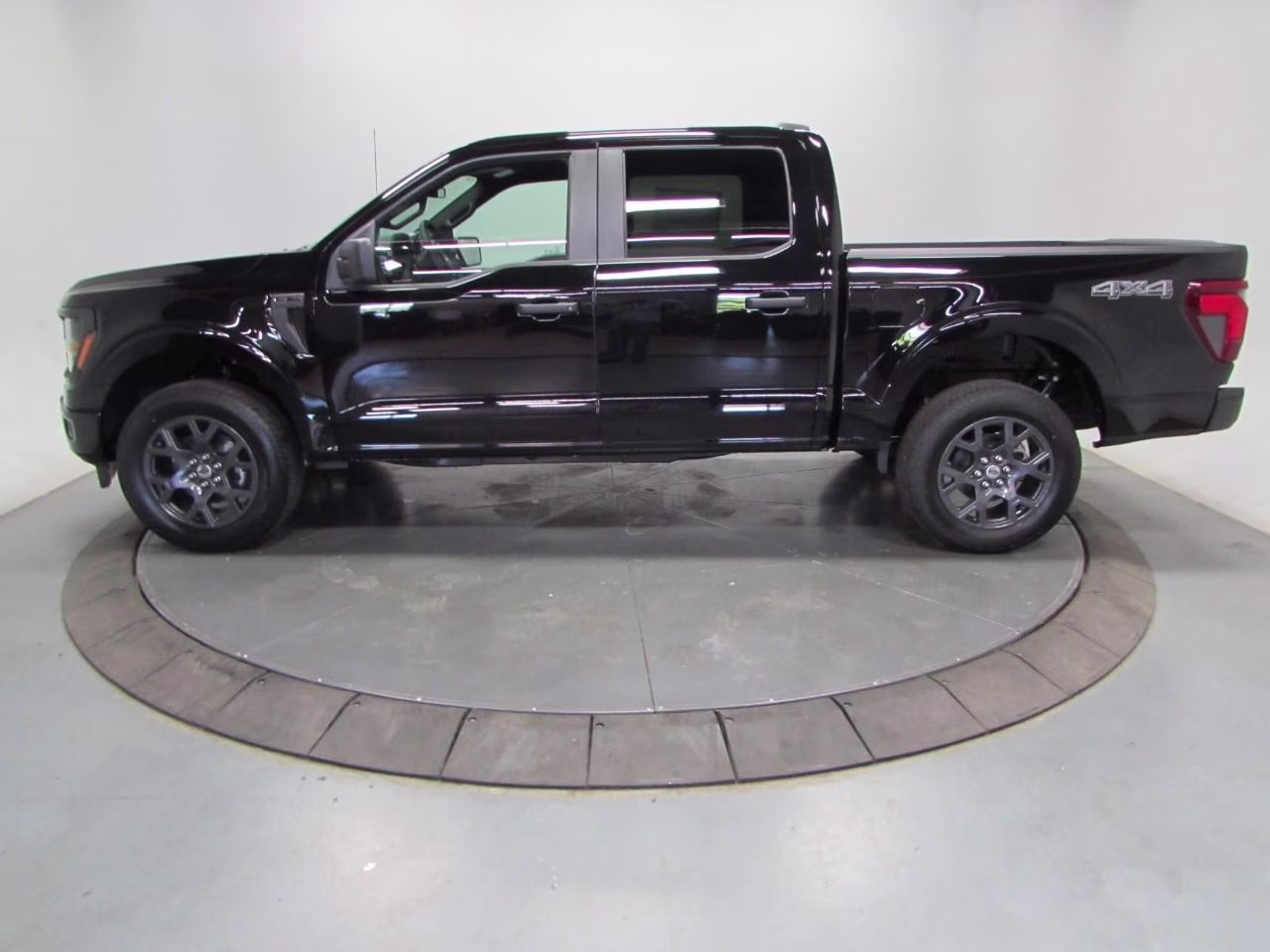 2026 Agate Black Metallic Ford F-150 STX 4X4 Truck