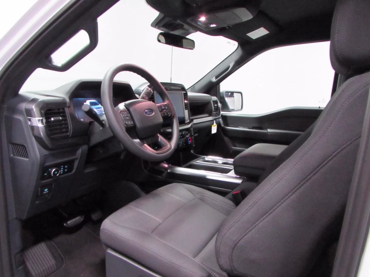 2026 Oxford White Ford F-150 STX 4X4 Truck