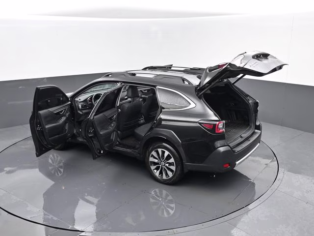 2025 Crystal Black Silica Subaru Outback Limited AWD SUV