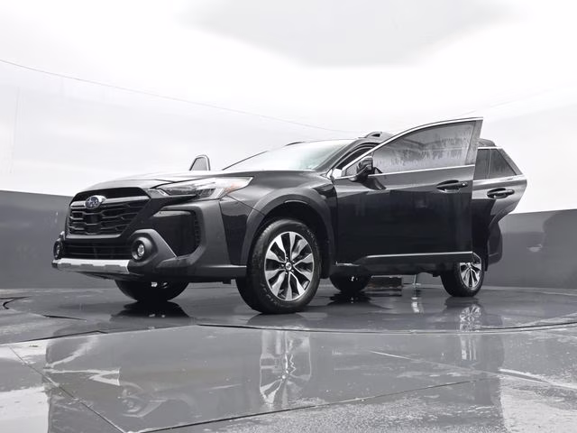 2025 Crystal Black Silica Subaru Outback Limited AWD SUV