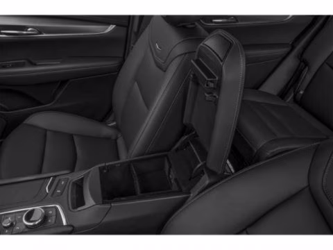 2025 Argent Silver Metallic Cadillac XT6 Luxury FWD SUV