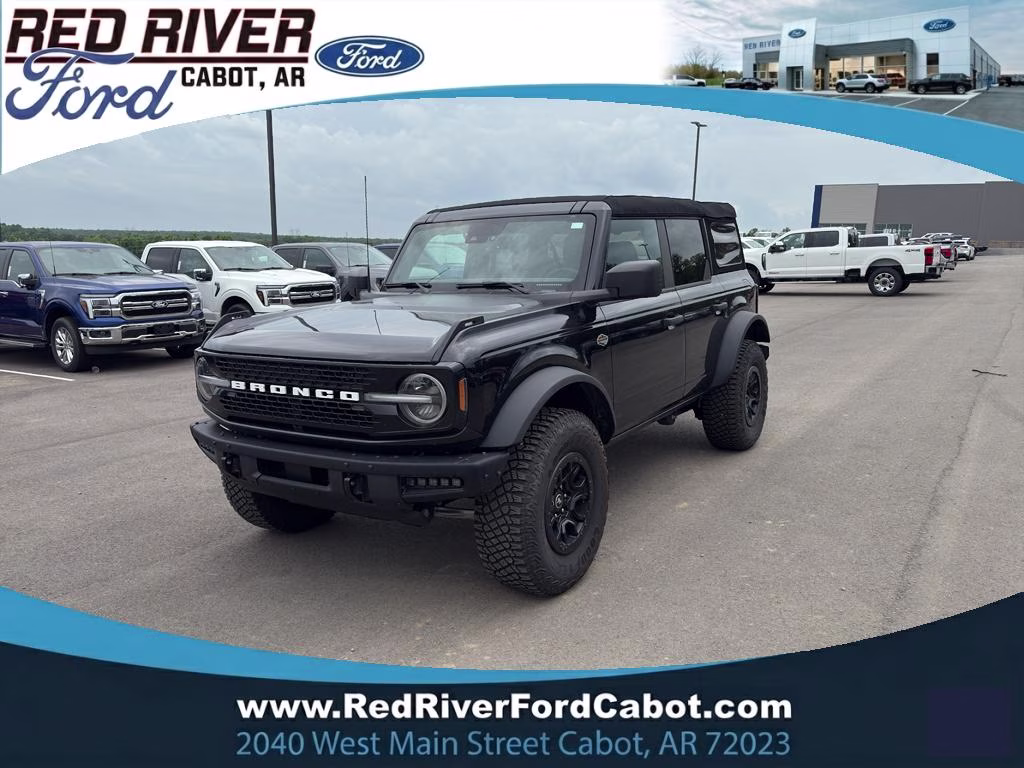 2024 Ford Bronco Wildtrak 4x4's photo