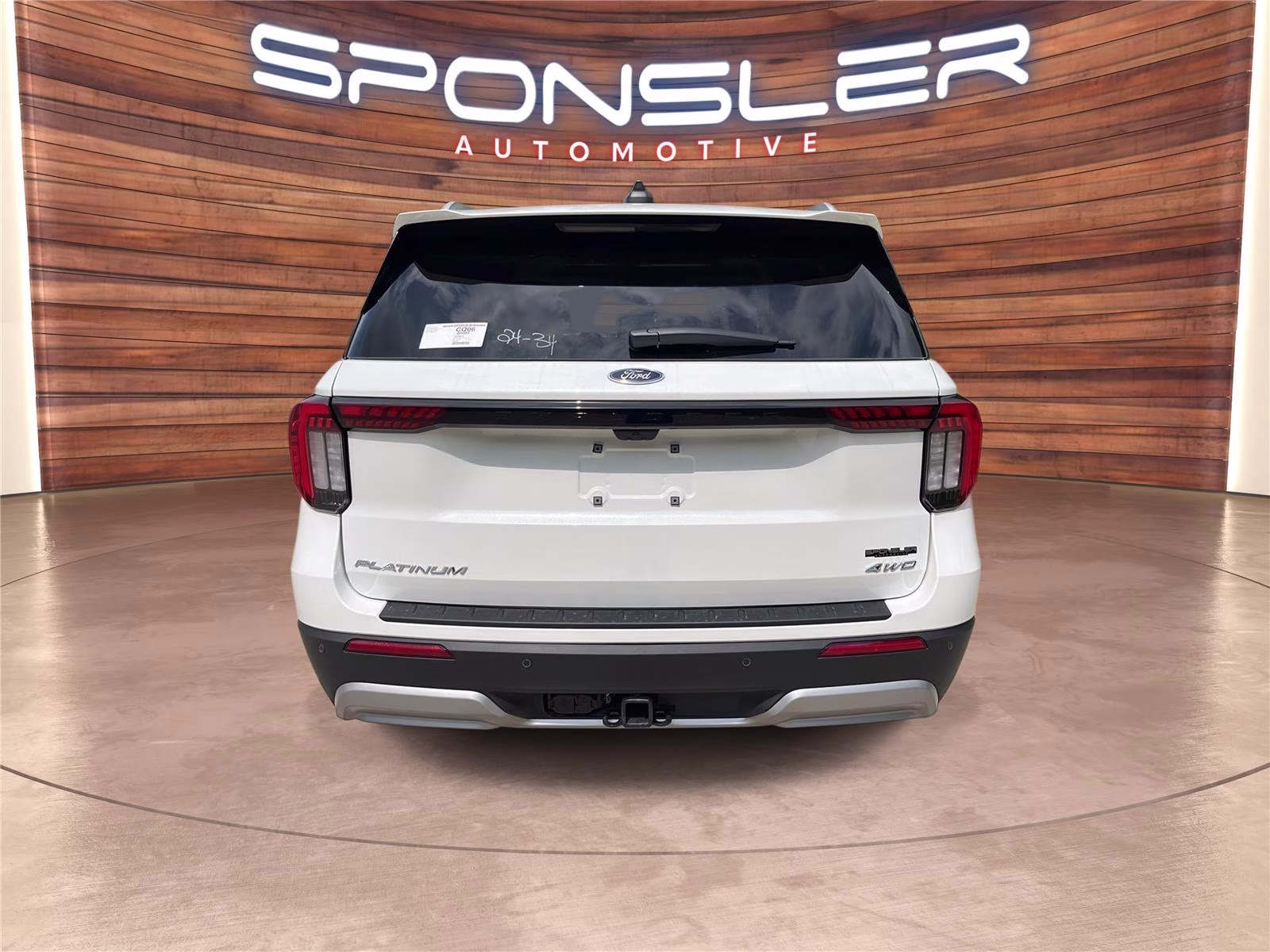 2026 Star White Metallic Tri-Coat Ford Explorer Platinum 4X4 SUV
