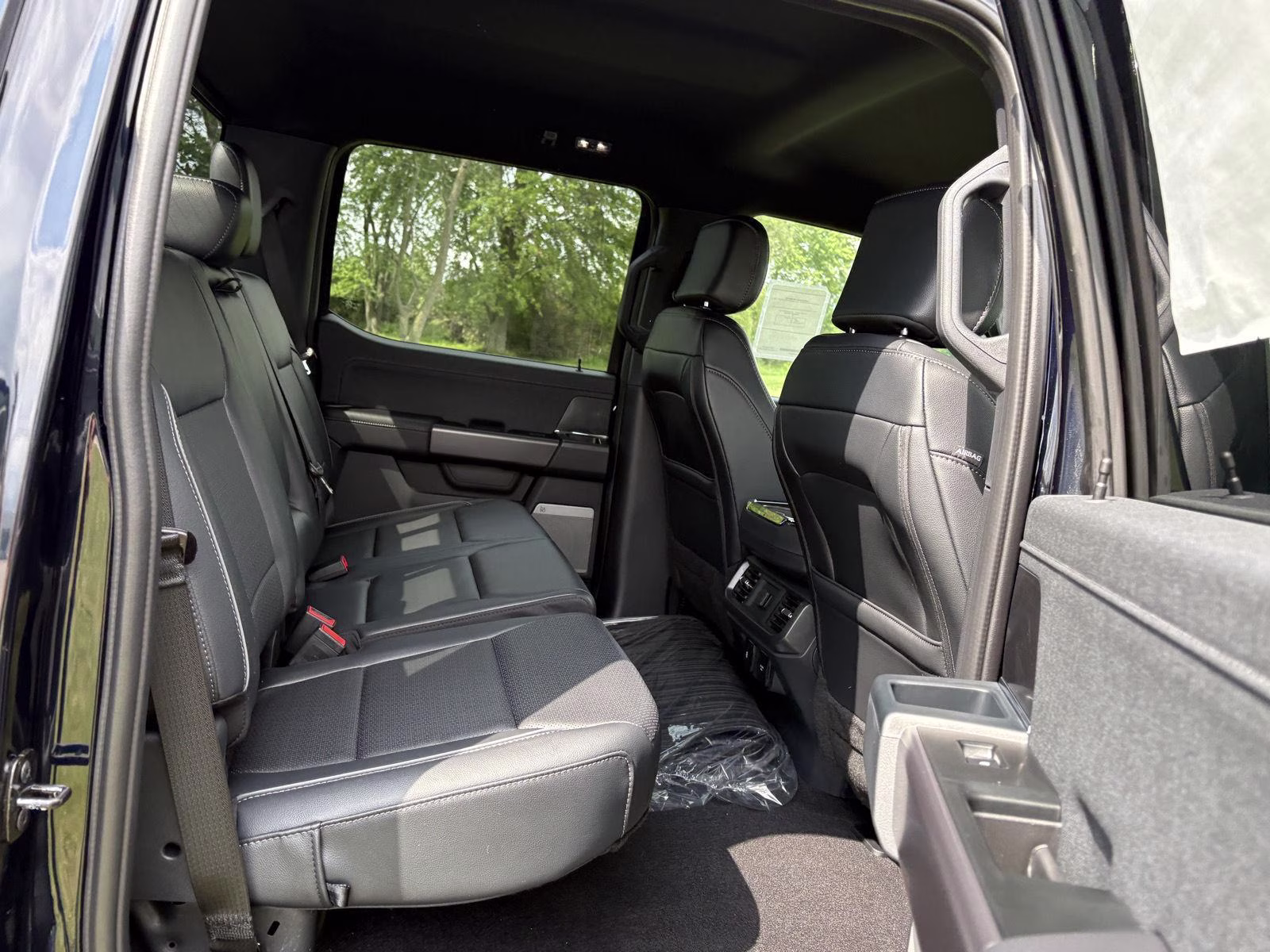 2026 Antimatter Blue Ford F-150 LARIAT 4X4 Truck