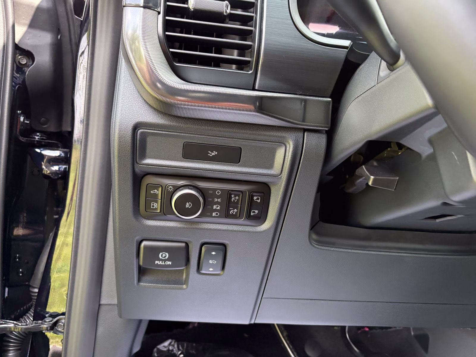 2026 Antimatter Blue Ford F-150 LARIAT 4X4 Truck