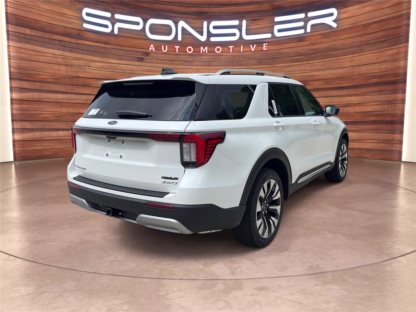 2026 Star White Metallic Tri-Coat Ford Explorer Platinum 4X4 SUV