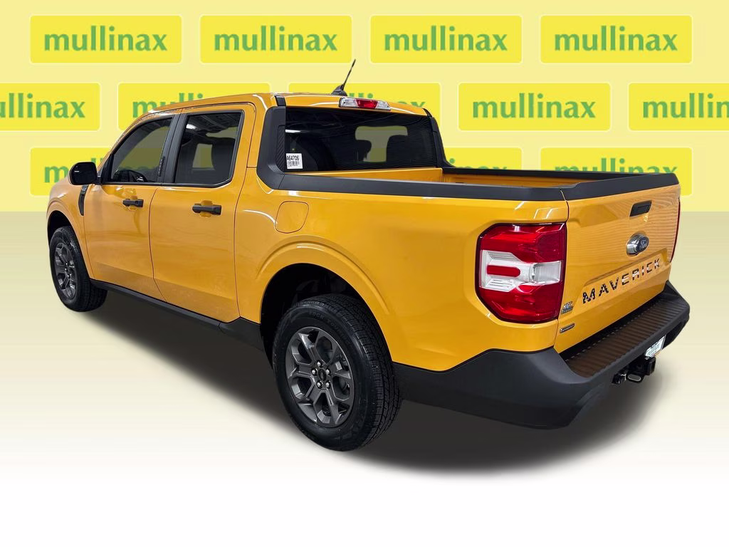 2023 Cyber Orange Metallic Tricoat Ford Maverick XLT FWD Truck