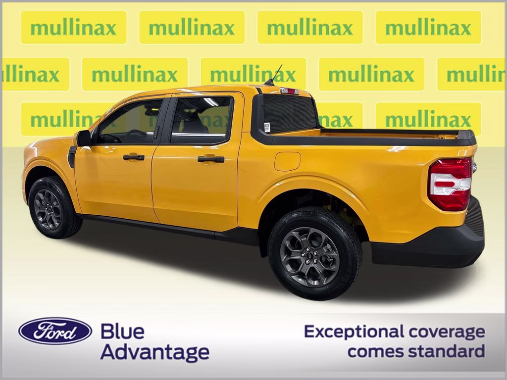 2023 Cyber Orange Metallic Tricoat Ford Maverick XLT FWD Truck