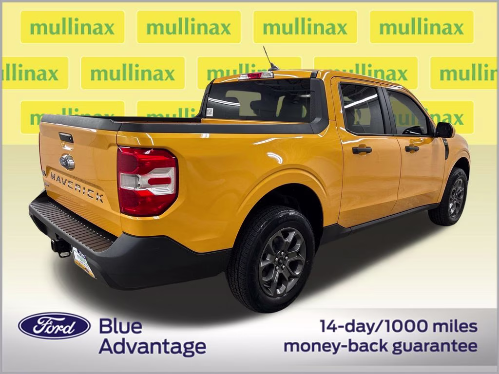2023 Cyber Orange Metallic Tricoat Ford Maverick XLT FWD Truck