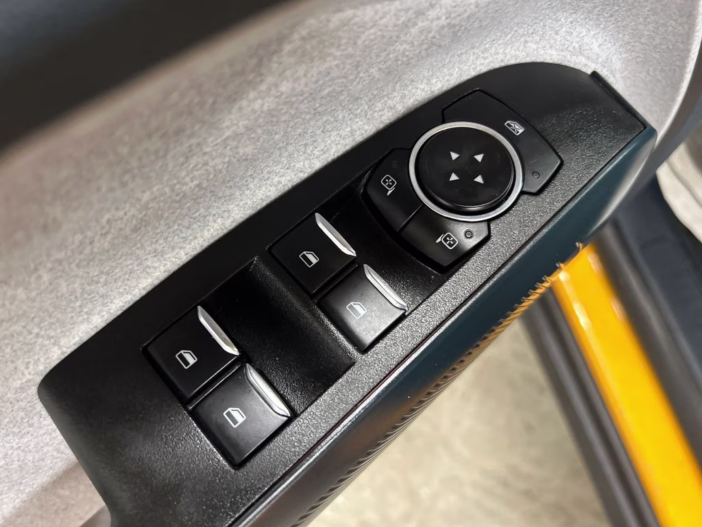 2023 Cyber Orange Metallic Tricoat Ford Maverick XLT FWD Truck