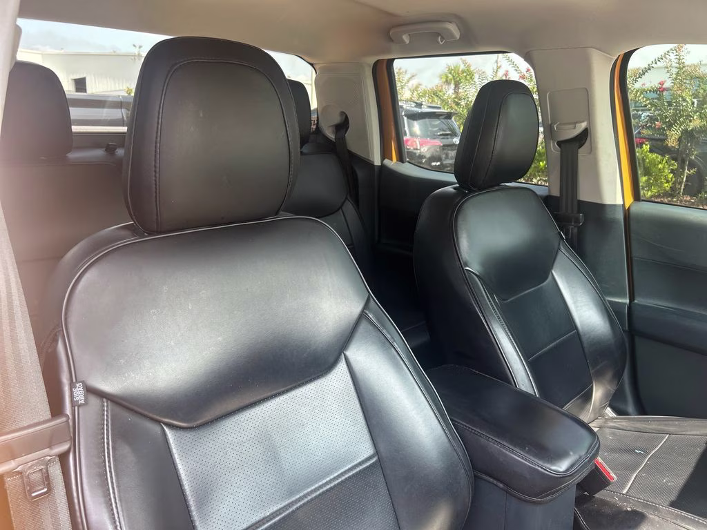 2023 Cyber Orange Metallic Tricoat Ford Maverick XLT FWD Truck