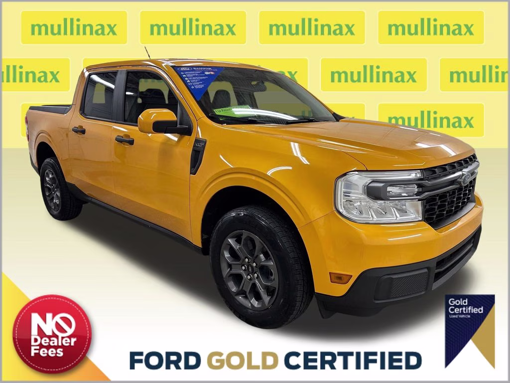 2023 Cyber Orange Metallic Tricoat Ford Maverick XLT FWD Truck