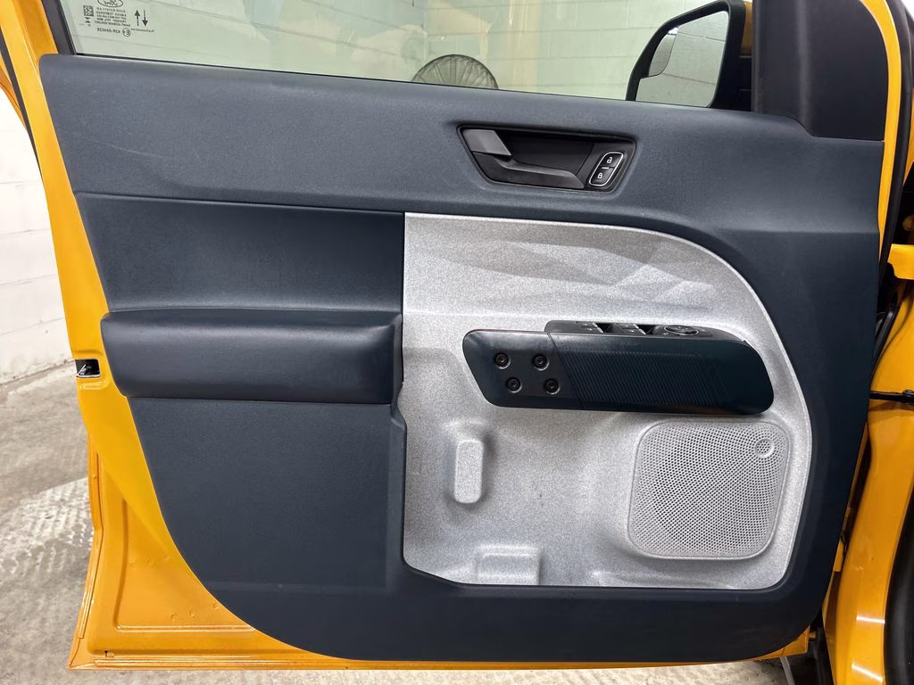 2023 Cyber Orange Metallic Tricoat Ford Maverick XLT FWD Truck