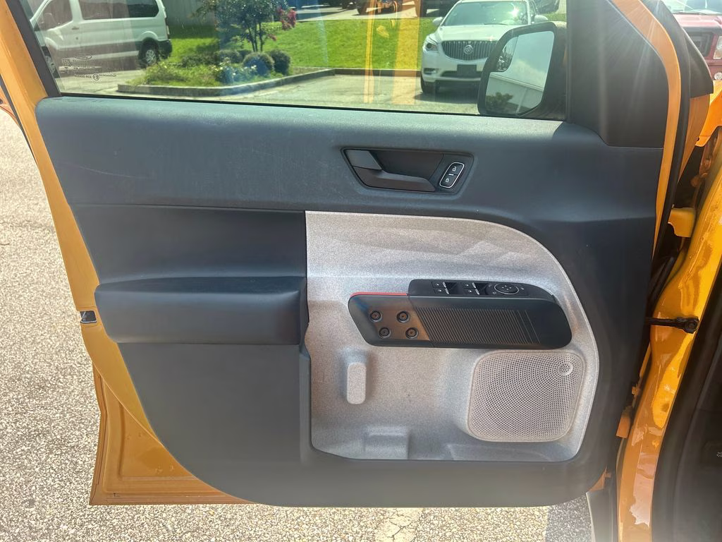 2023 Cyber Orange Metallic Tricoat Ford Maverick XLT FWD Truck